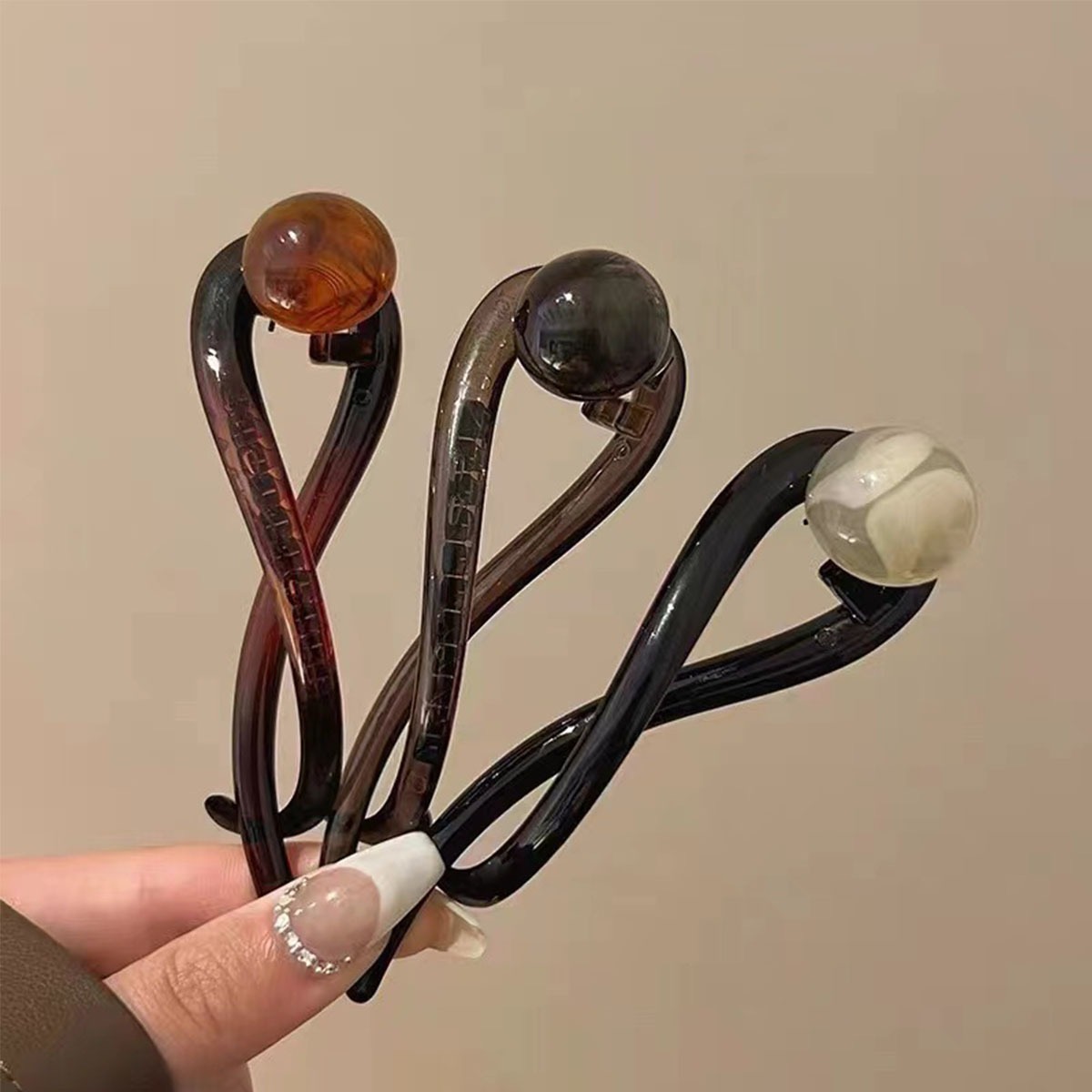 Elegant Twist Hair Clip with Acrylic Beads & Imitation Pearls Women Stylish Hairpin