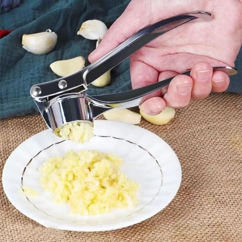 Multifunctional Stainless Steel Garlic Press, Manual Zinc Alloy Crusher with Anti-Skid Handle