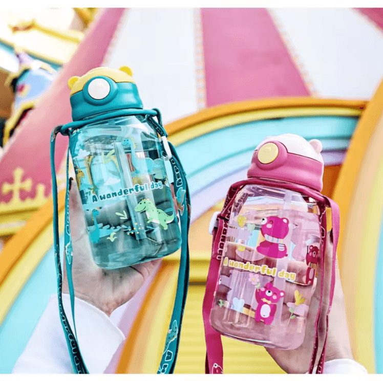 Cute Kids Water Bottle 650ML with Straw Leakproof BPA Free Portable School Drink Bottle