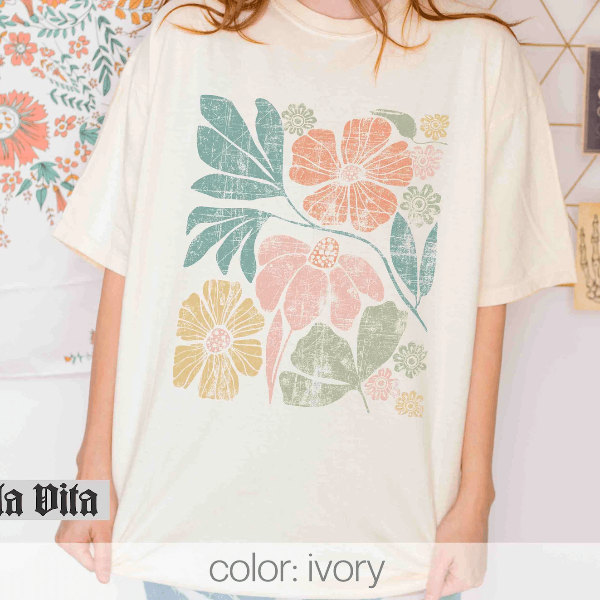 Wildflower Floral T-Shirt Comfort Colors Tee – Vintage Botanical Flower Graphic Shirt for Women