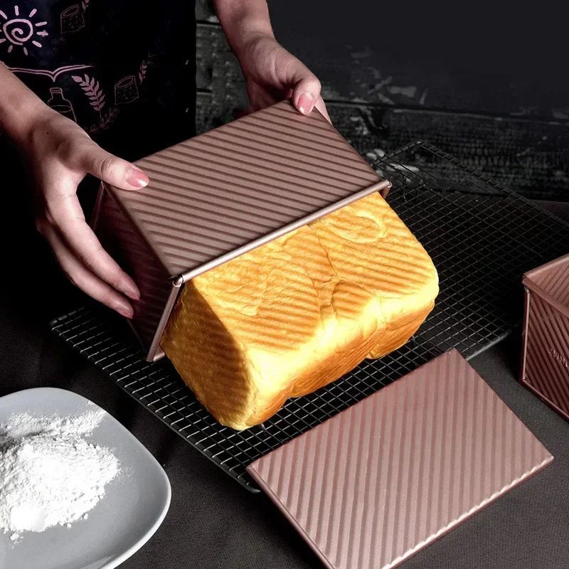 Pullman loaf pan with lid – non-stick bread pan for homemade sandwich loaves