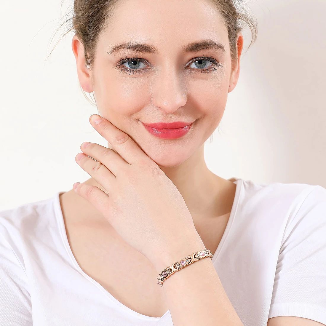 Adjustable Magnetic Crystal Bracelet for Women – Fashion Energy Hologram Jewelry Gift Magnet Therapy Style