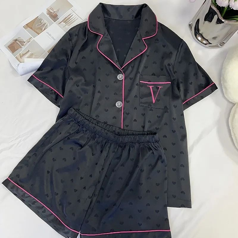 Elegant Heart-Print Satin Pajama Set – Short-Sleeve Summer Loungewear