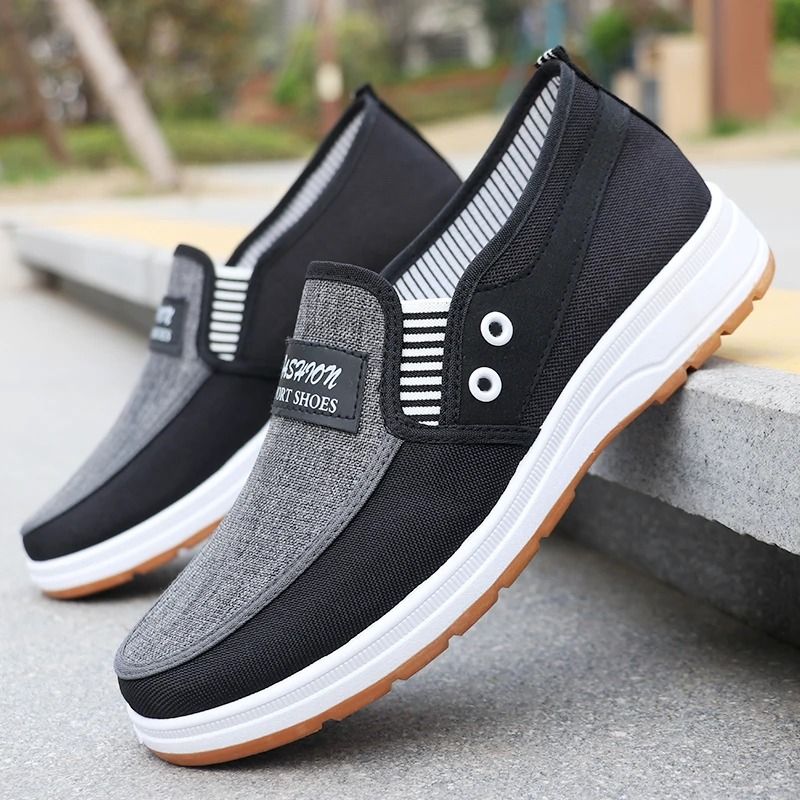 Mens Lightweight Knitted Running Shoes with Breathable Non Slip Sole