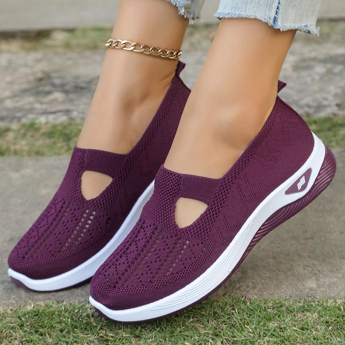 AirFlex Women's Breathable Walking Shoes – Lightweight, Soft-Soled Casual Sneakers