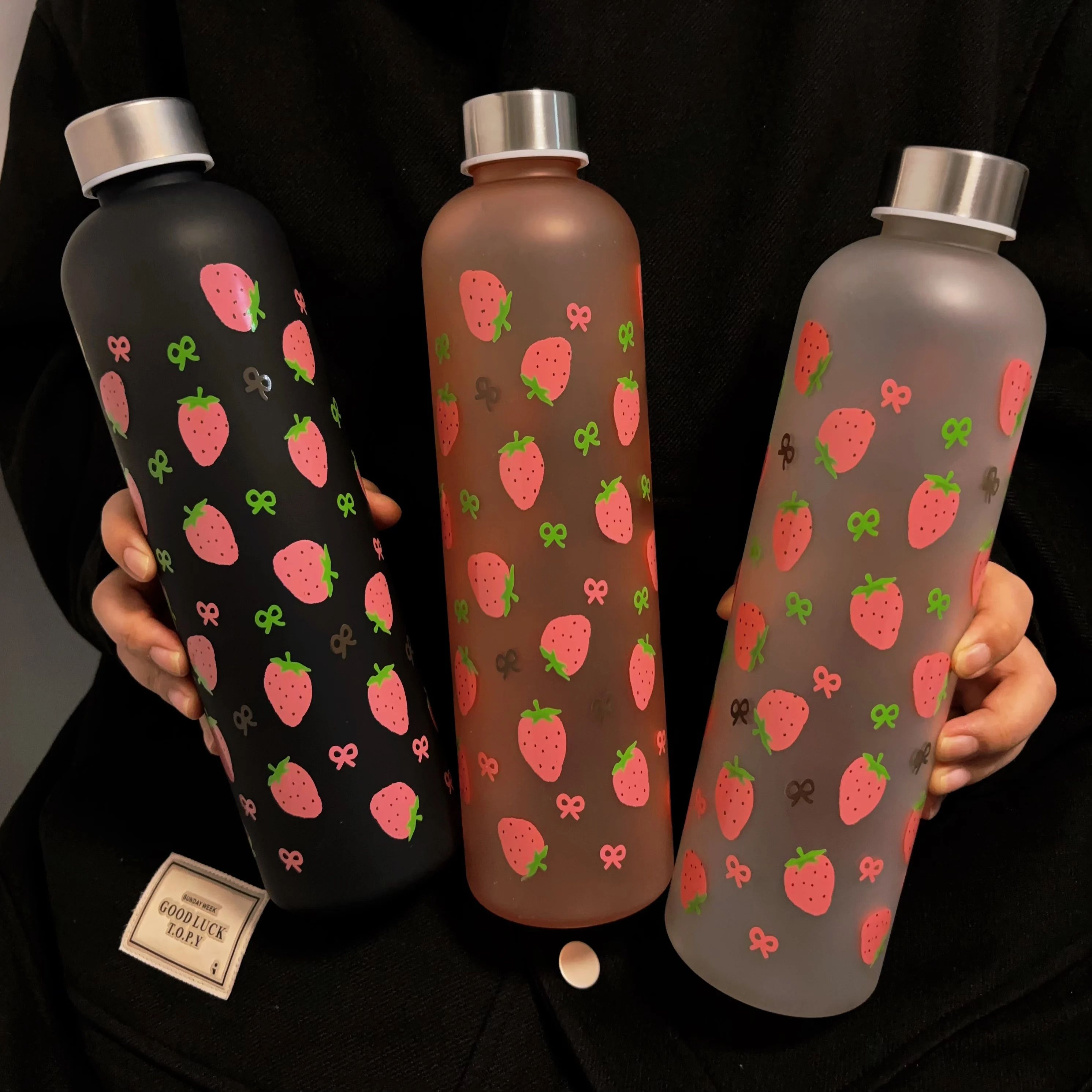 33.8oz Strawberry Pattern Water Bottle | Leak-Proof Reusable Portable Drink Bottle with Lid