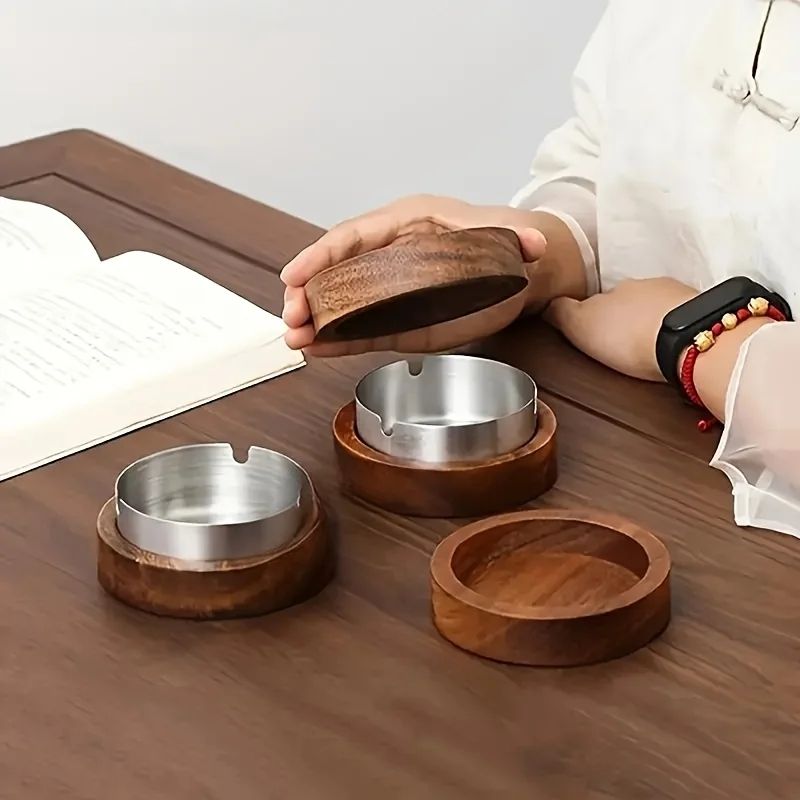 Round Wooden Ashtray with Lid