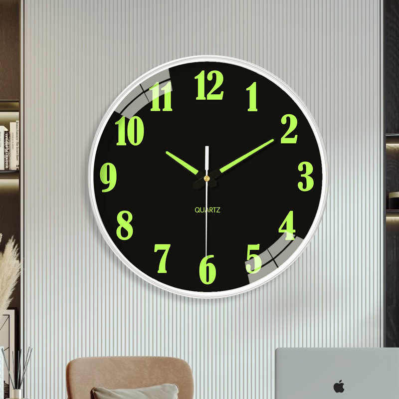 Stylish Silent Wall Clock Quartz Decorative Luminous Hole-Free Living Room Clock