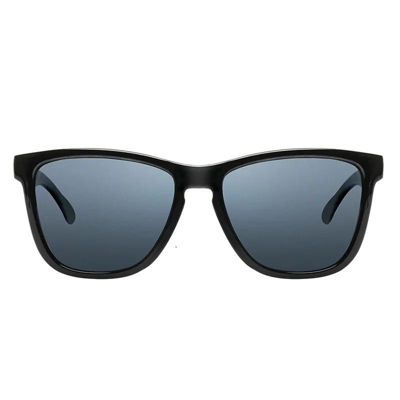 Classic Square Polarized Sunglasses With UV Protection