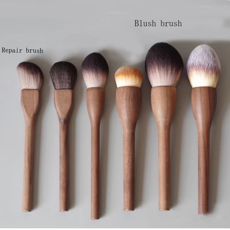 Karsyngirl Makeup Brush Wood Walnut Large Retro Powder Brush