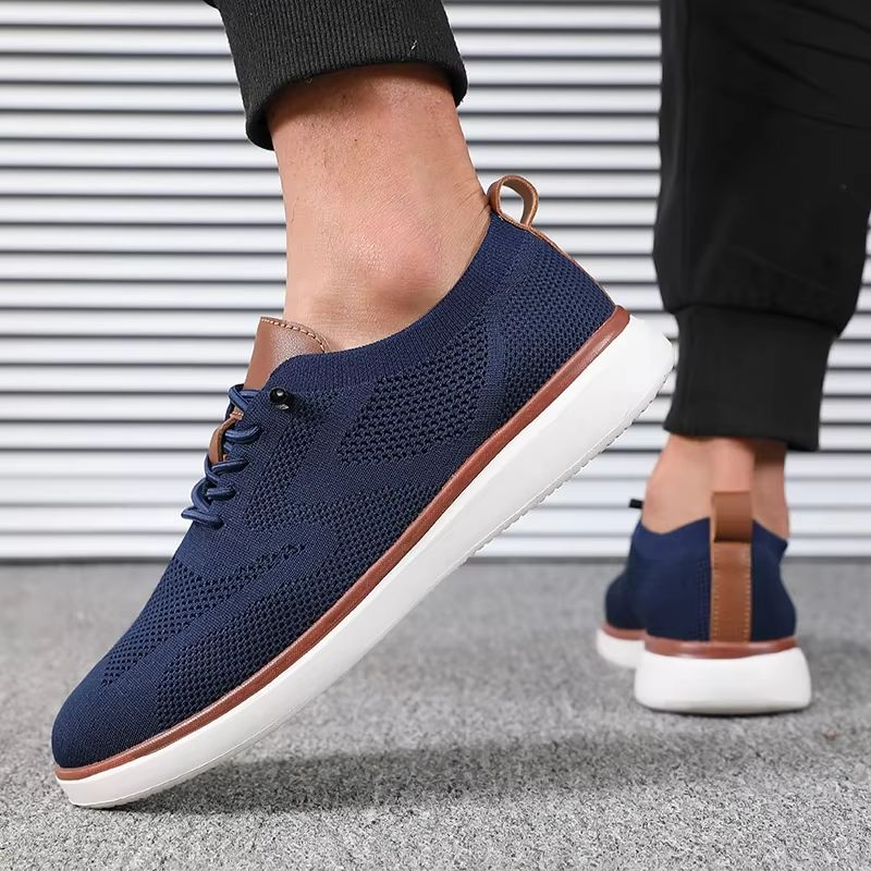 DayStride Lightweight Knitted Walking Shoes