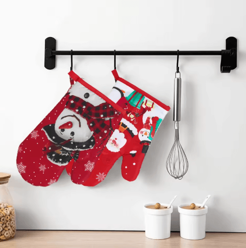 Festive Christmas Oven Gloves Heat Resistant Holiday Kitchen Mitts