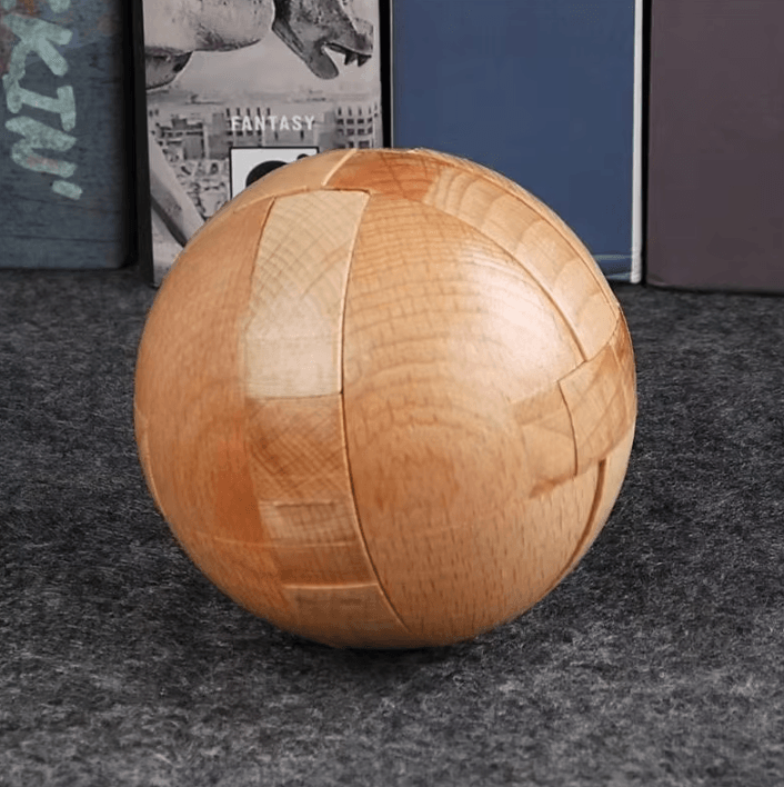 Wooden Puzzle Balls – Brain Teaser Toy & Holiday Home Decoration Gift