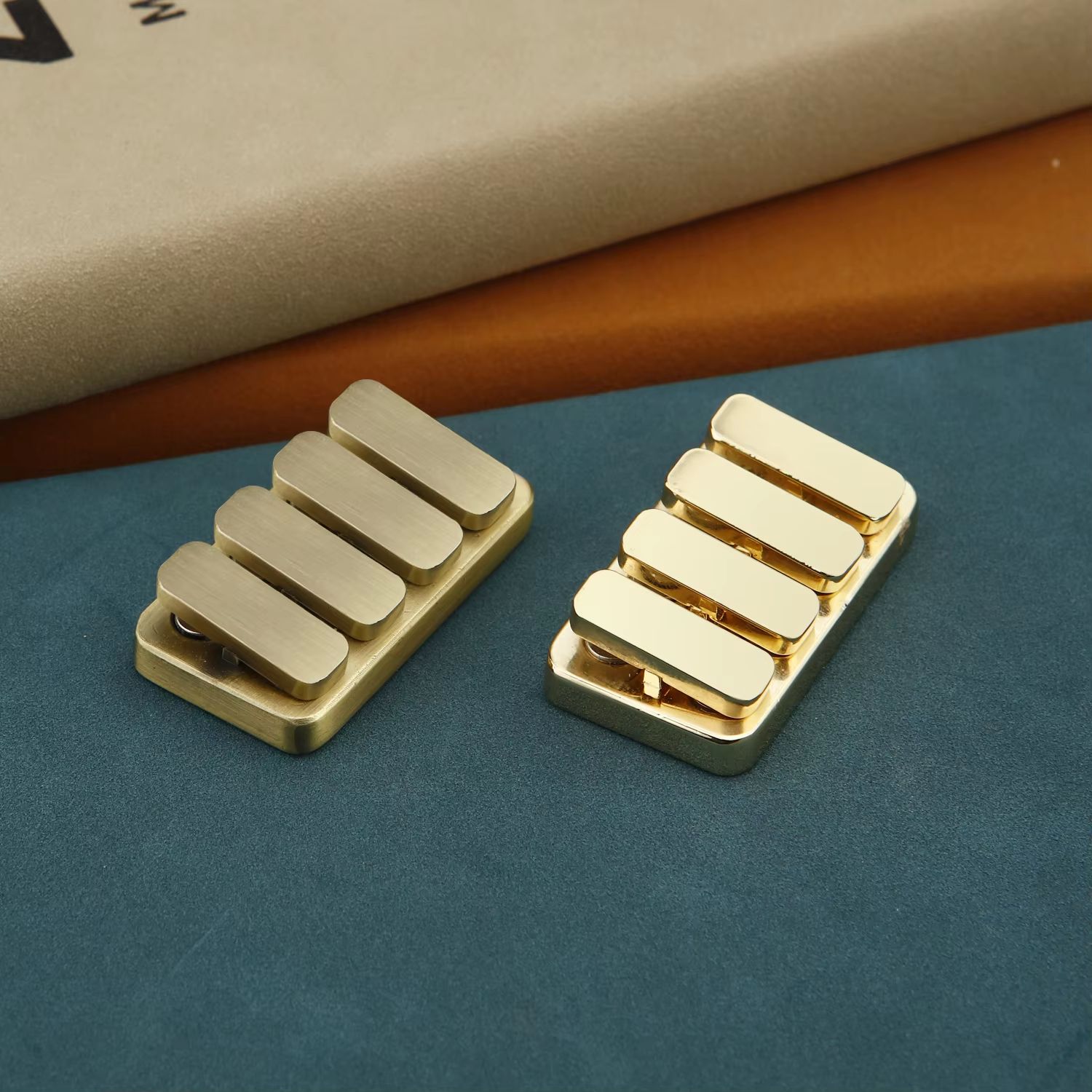 Magnetic Metal Fidget Slider Push Card – Premium EDC Desk Toy