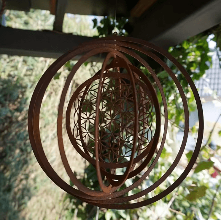 Rustic Metal Spiral Wind Spinner – Vintage Hanging Weather Vane for Outdoor Decor