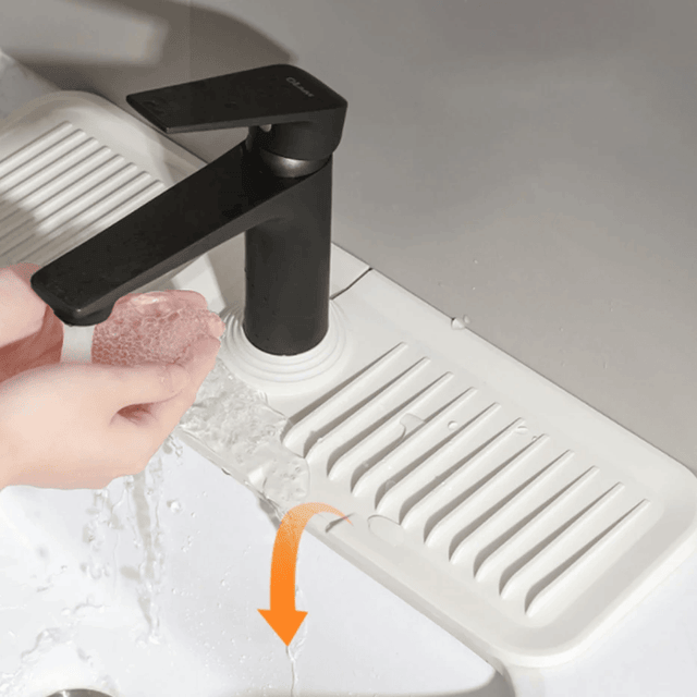 Silicone Draining Mat, Kitchen Sink Faucet Splash Guard Behind Faucet, Longer Faucet Draining Mat