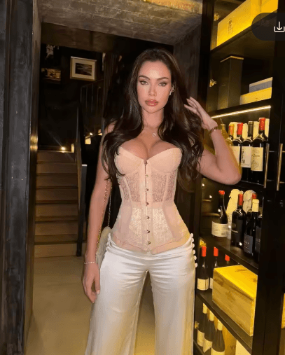 2025 Lace Backless Tank Top Slash Neck Single Breasted Vest