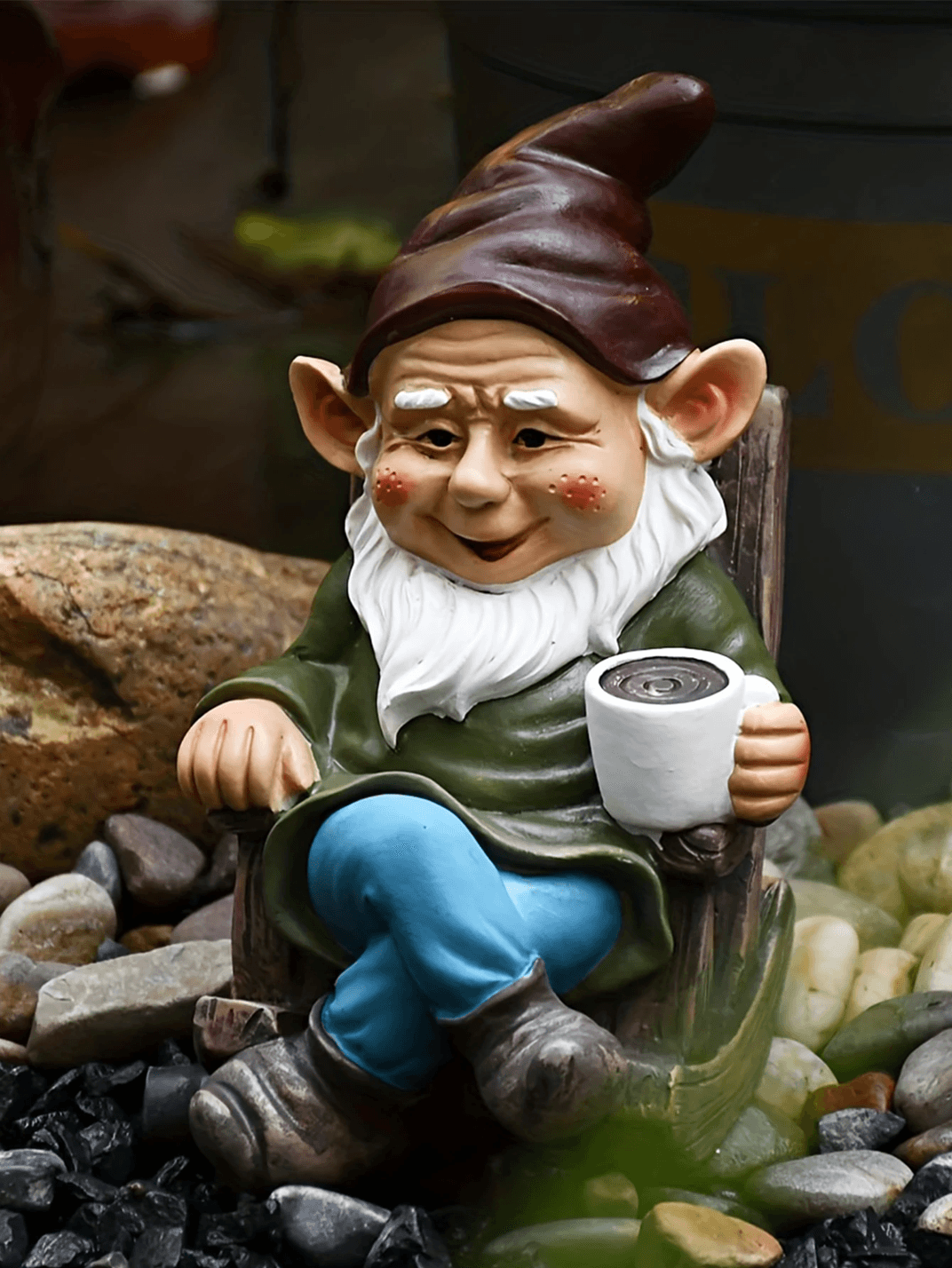 Garden Gnome Resin Ornament with Rocking Chair Outdoor Decoration