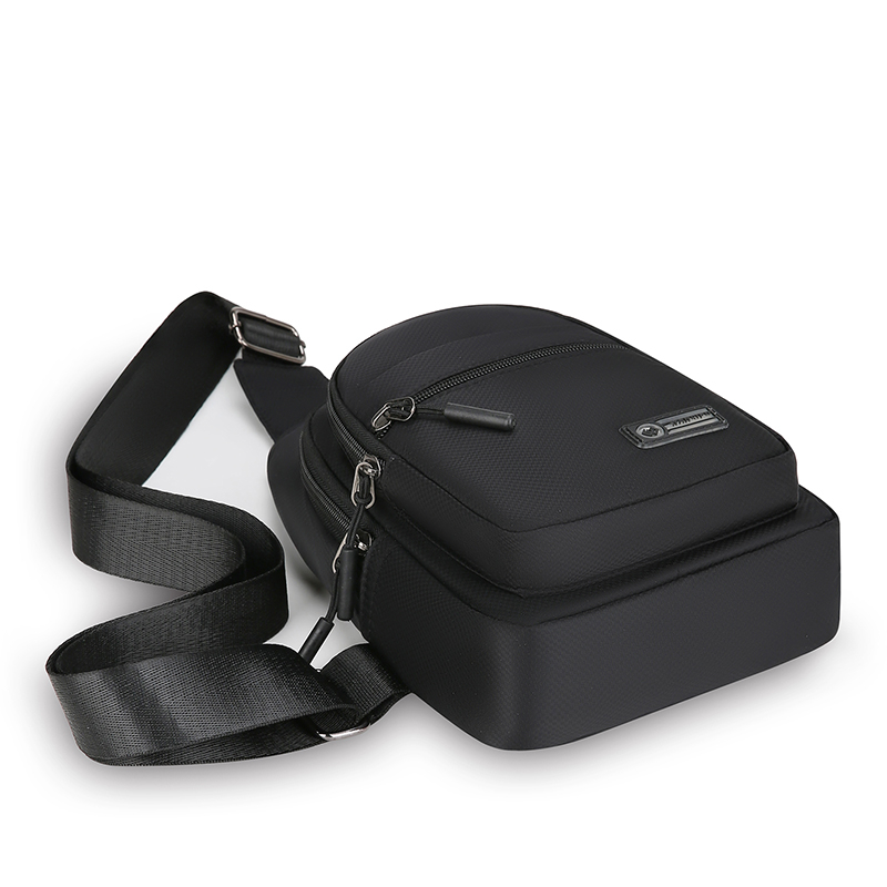 Lightweight messenger bag, adjustable shoulder strap, zipper closure, daily use, can also be used as chest bag