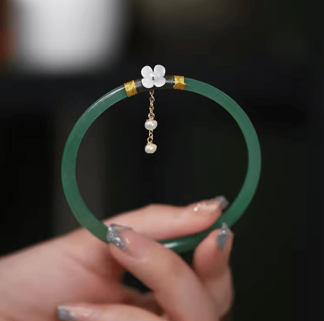 2-Piece Natural Jade Bangle Bracelet Set – Chinese Style Womens Charm Wedding Gift Jewelry