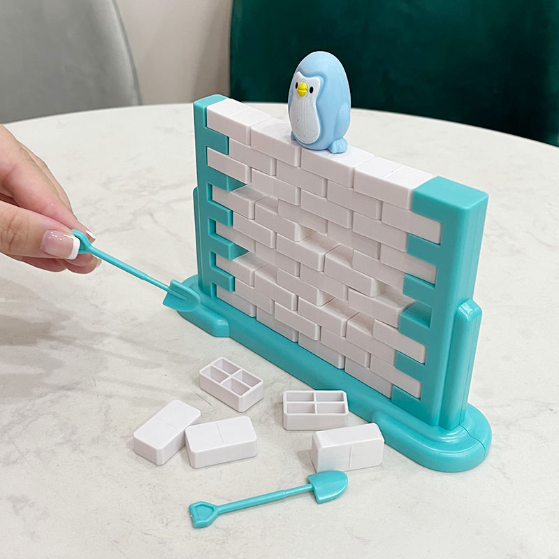 Mini Fun Save Penguin Ice Breaker Trap Toy, Interactive Indoor Board Game for Children & Families