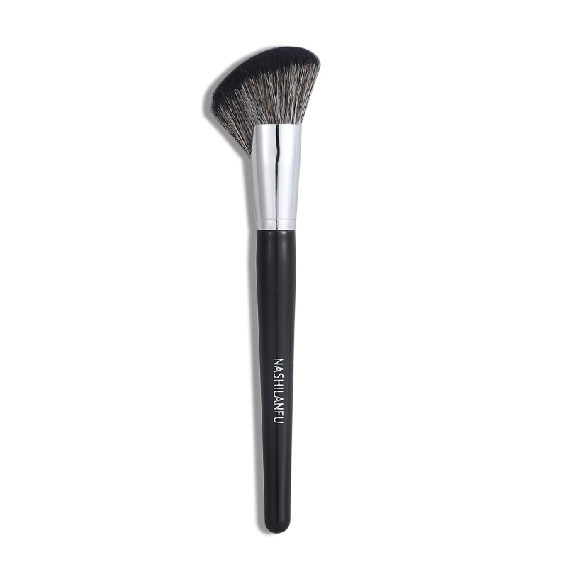 Professional Makeup Brushes, Black Sculpting Brush, Large Face Contour Bronzer Oblique Powder Blush Cosmetic Tool