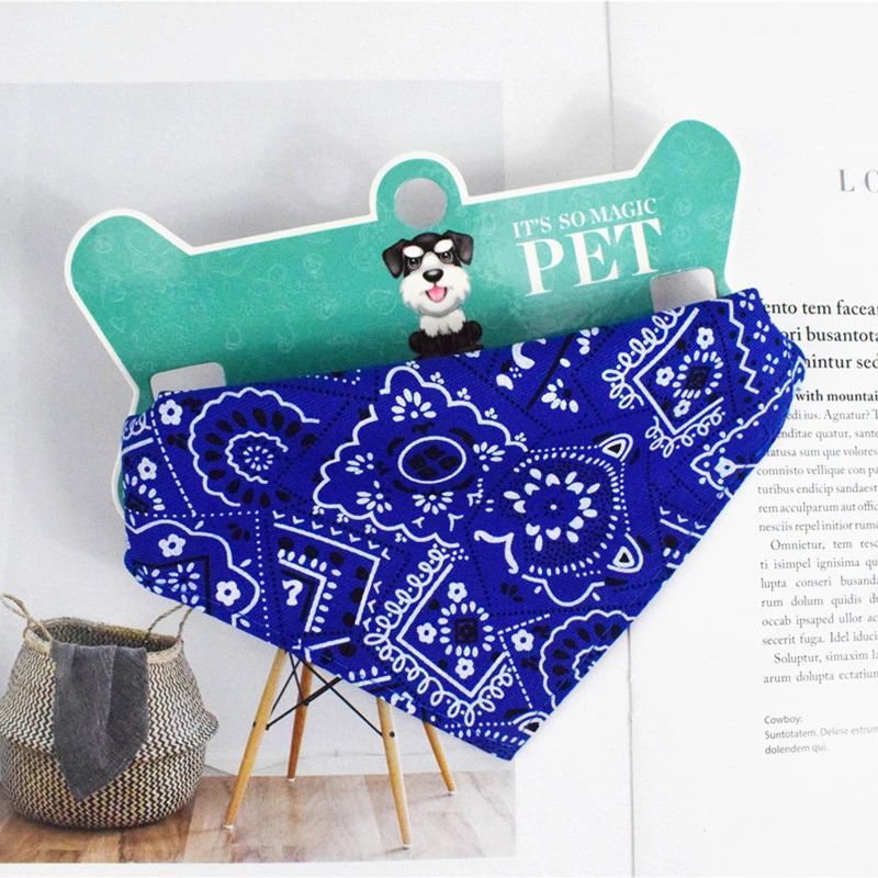 Adjustable Pet Triangle Bandana – Cute Printed Dog & Cat Saliva Scarf with Collar Strap