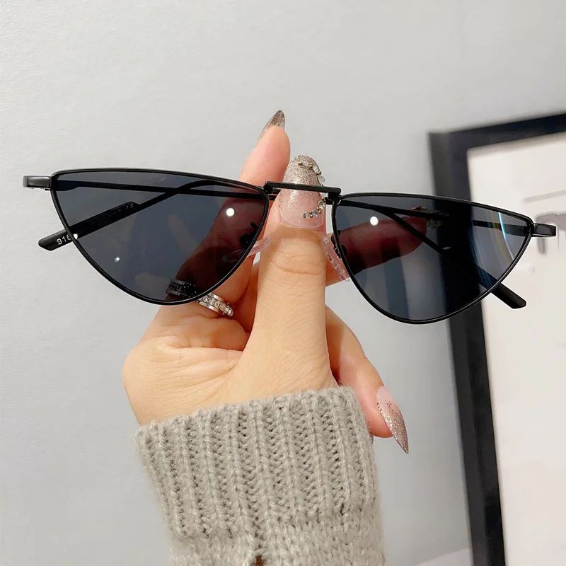 Women Small Cat Eye Metal UV400 Fashion Sunglasses