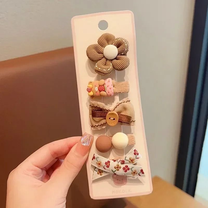 Sweet Kids Plush Hair Clip Set – Kawaii Autumn/Winter Beige & Coffee Bowknot Headwear (5pcs)
