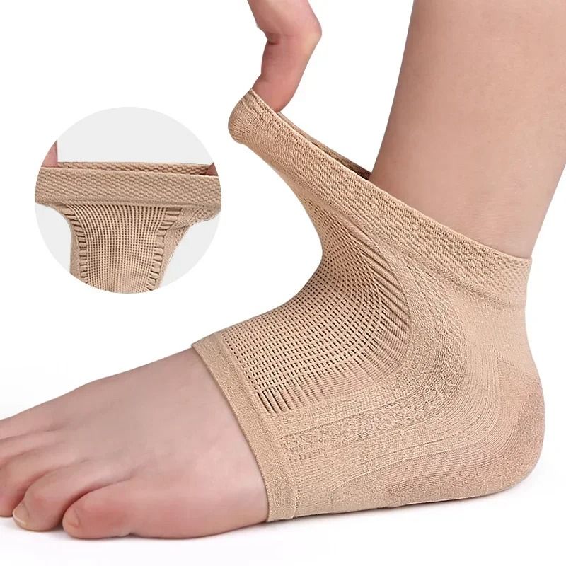 Aerated Silicone Moisture Retention Heel Sleeves