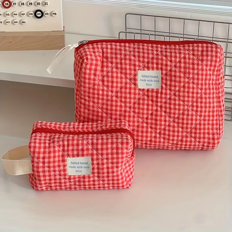 Large Capacity Plaid Makeup Bag Portable Cosmetic & Toiletry Organizer