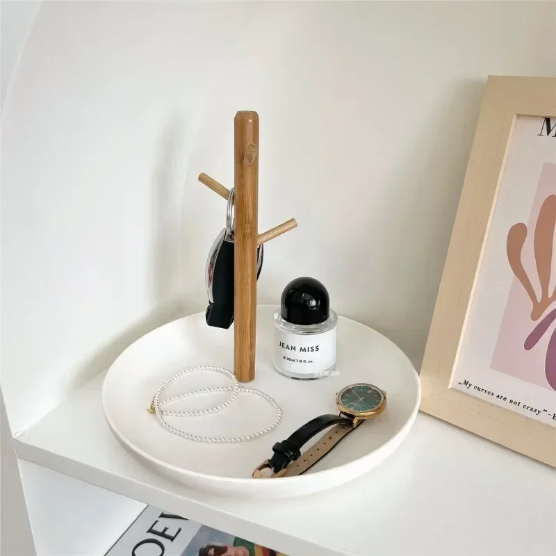 Nordic Bamboo Tree Branch Storage Tray Elegant Jewelry Display & Key Hanger for Living Room & Desktop Organization