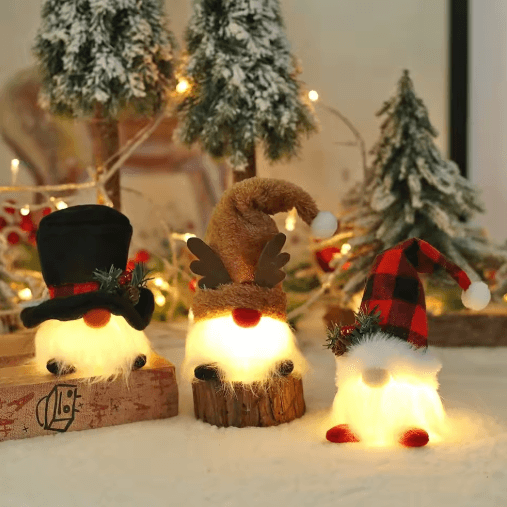 Glowing LED Christmas Gnome Plush Doll – Festive Faceless Gnome Holiday Decoration