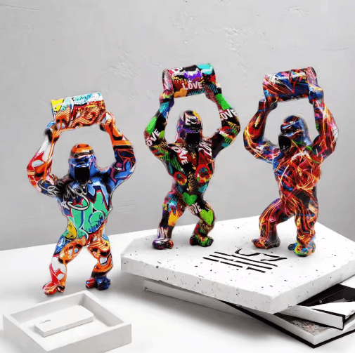Creative Gorilla Resin Sculpture – Modern Animal Statue for Living Room Decor