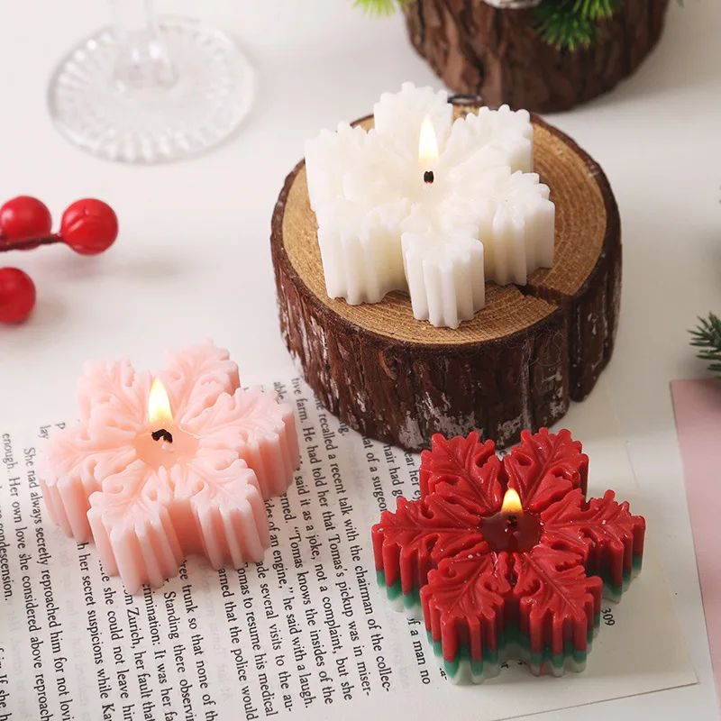 2-Piece Snowflake Aroma Candle Set – Soy Wax Christmas Scented Candles for Holiday Home Decor & Relaxation Gift