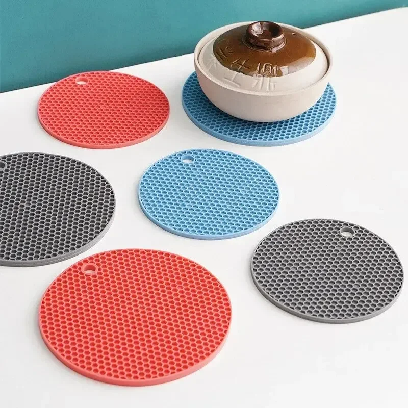 Non-Slip Placemat, Round Heat Resistant Silicone Mat, Drink Cup Coasters Insulation, Kitchen Accessories Pot Holder