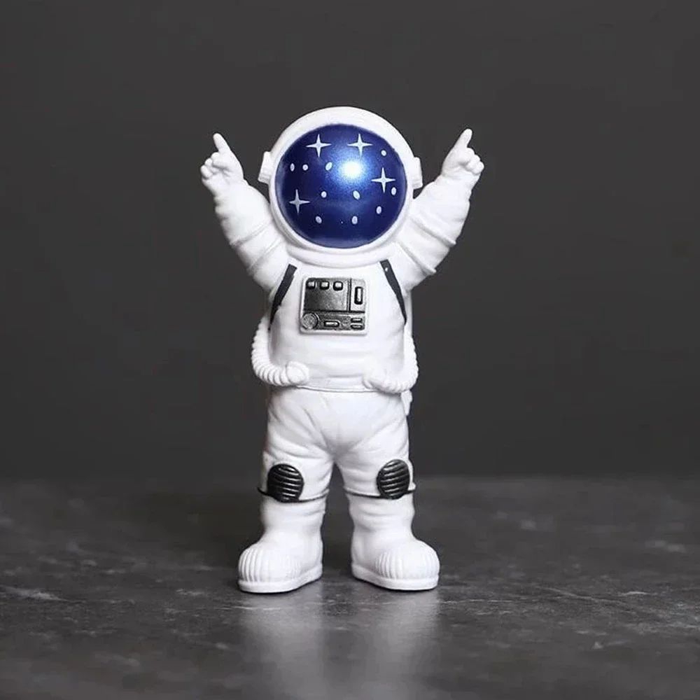 4pcs Astronaut Figurine Set – Space Spaceman Mini Statues for Kids, Desk & Home Decor