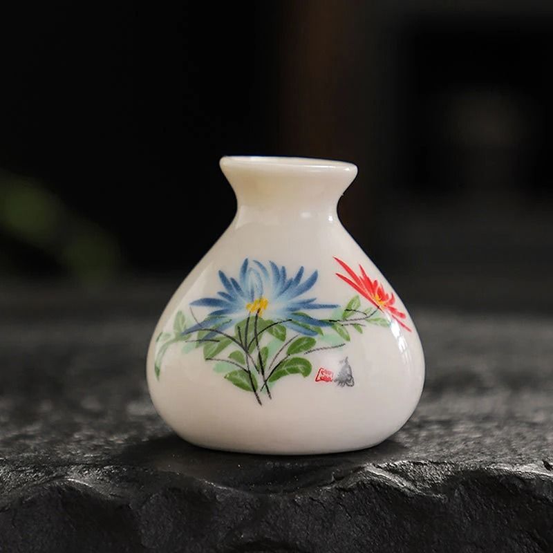 Ceramic Narrative Sculpture – High-Definition Chinese Retro Architectural Jar