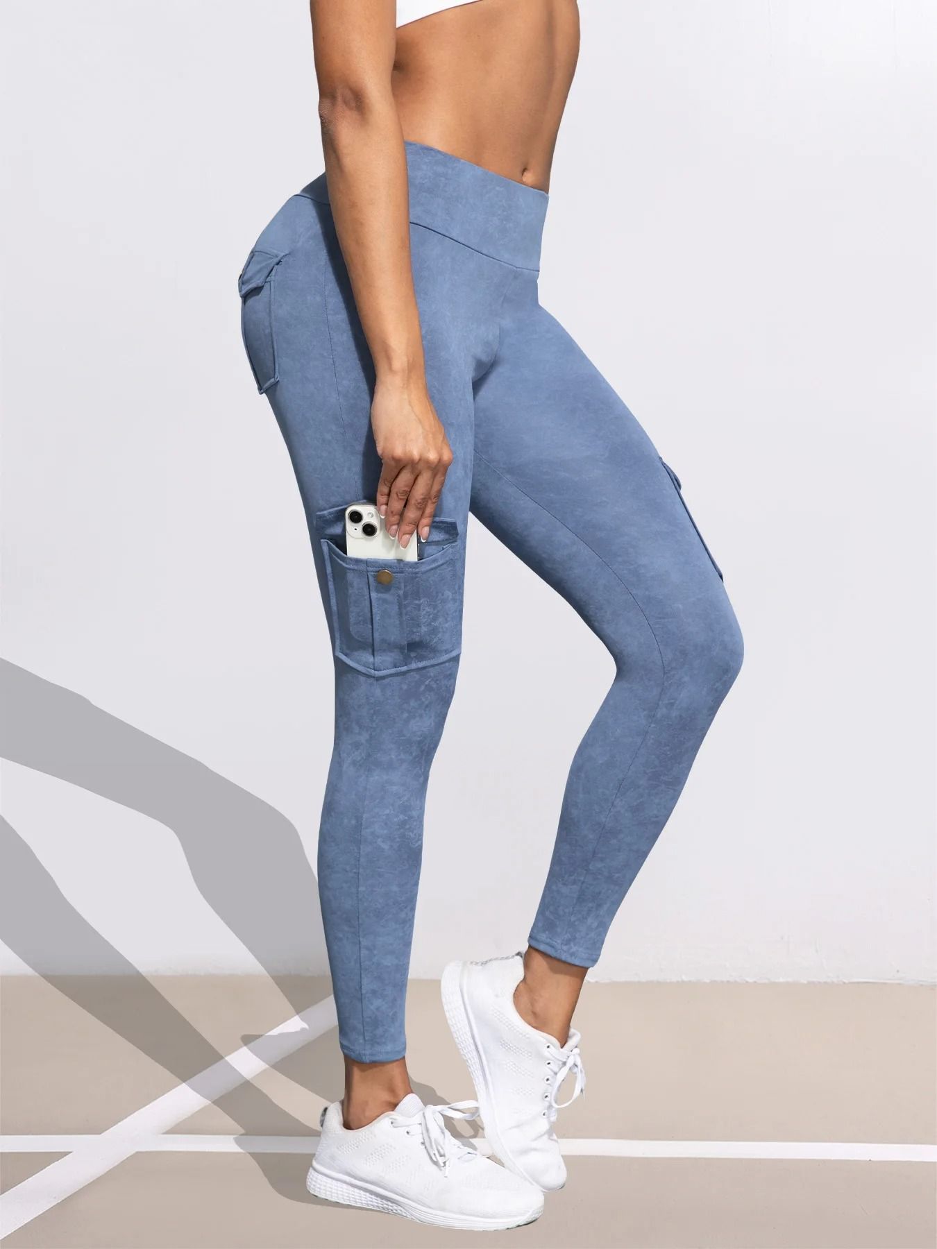 Womens Butt Lifting Leggings with Side Pocket and Washed Print Design