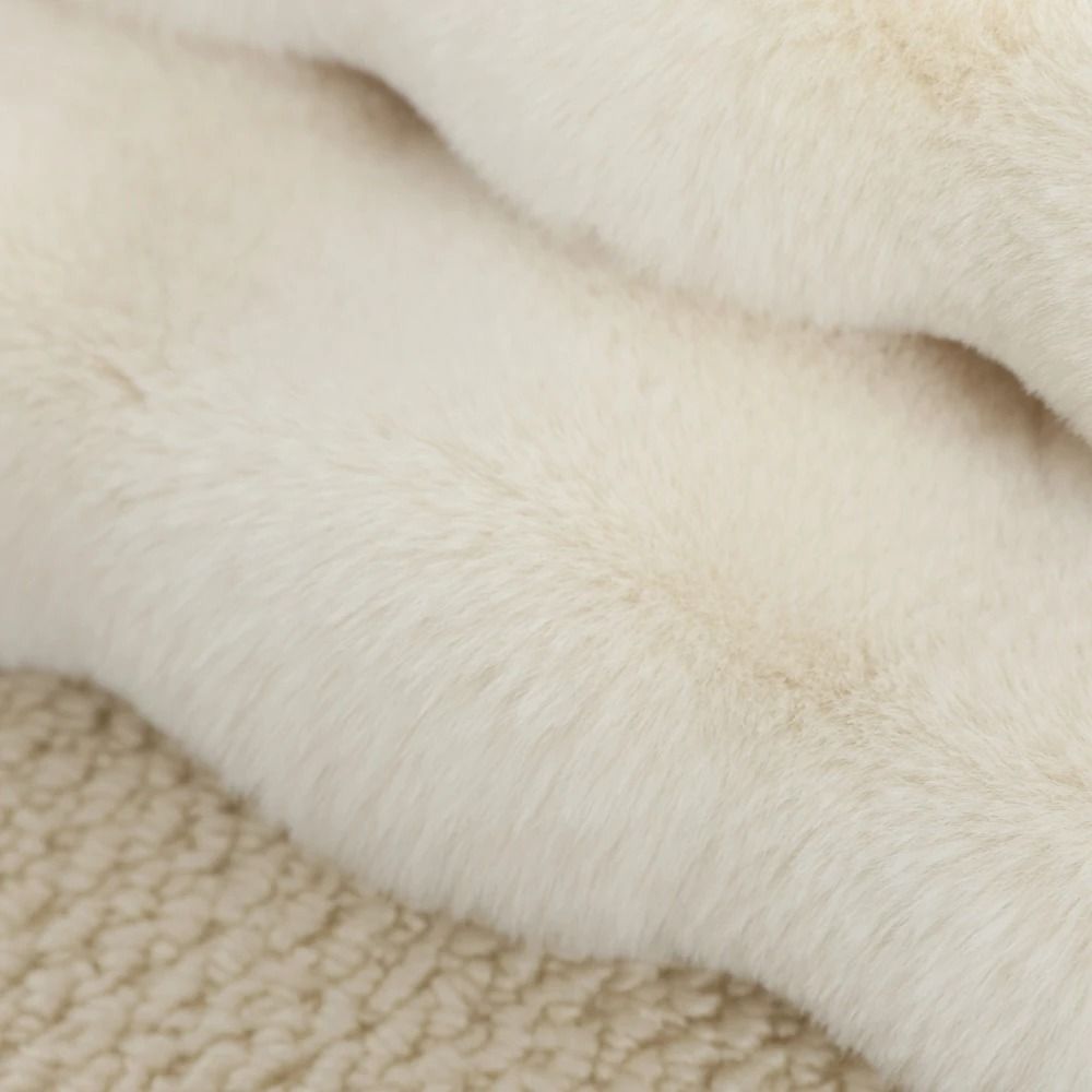 Premium Faux Rabbit Fur Bubble Carpet | Round Ultra-Soft Living Room Rug & Kids' Bedroom Game Cushion