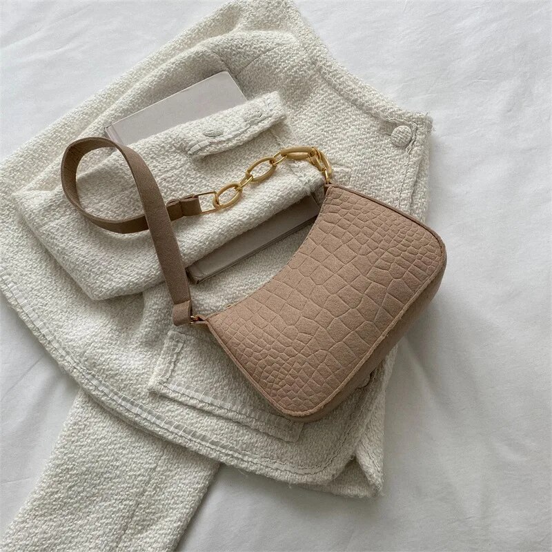 Retro Casual Small Square Shoulder Bag, Trendy, Compact, and Versatile Autumn Fashion