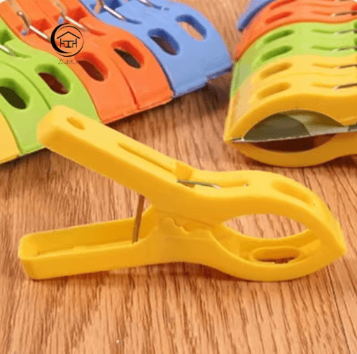 8PCS Large Plastic Hanger Clips Windproof Heavy Duty Towel and Clothes Pegs