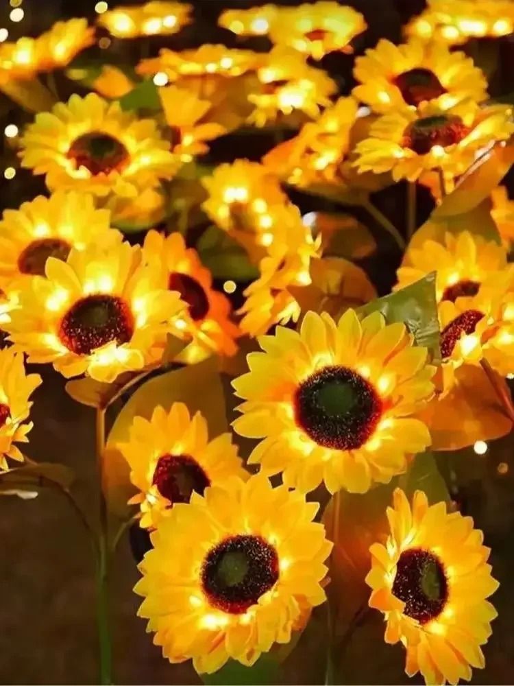 Solar Sunflower Garden Light