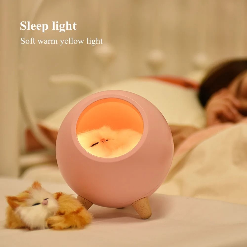 Whiskers-in-the-Woods Kitten Nest Lamp
