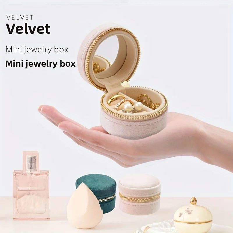 Mini Velvet Travel Jewelry Box – Portable Round Organizer for Rings, Earrings & Necklaces