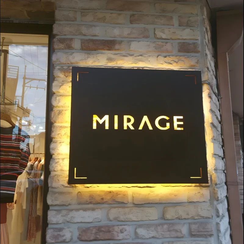 Custom LED Round Lightbox Sign – Double-Sided Outdoor Aluminum Projecting Business Sign