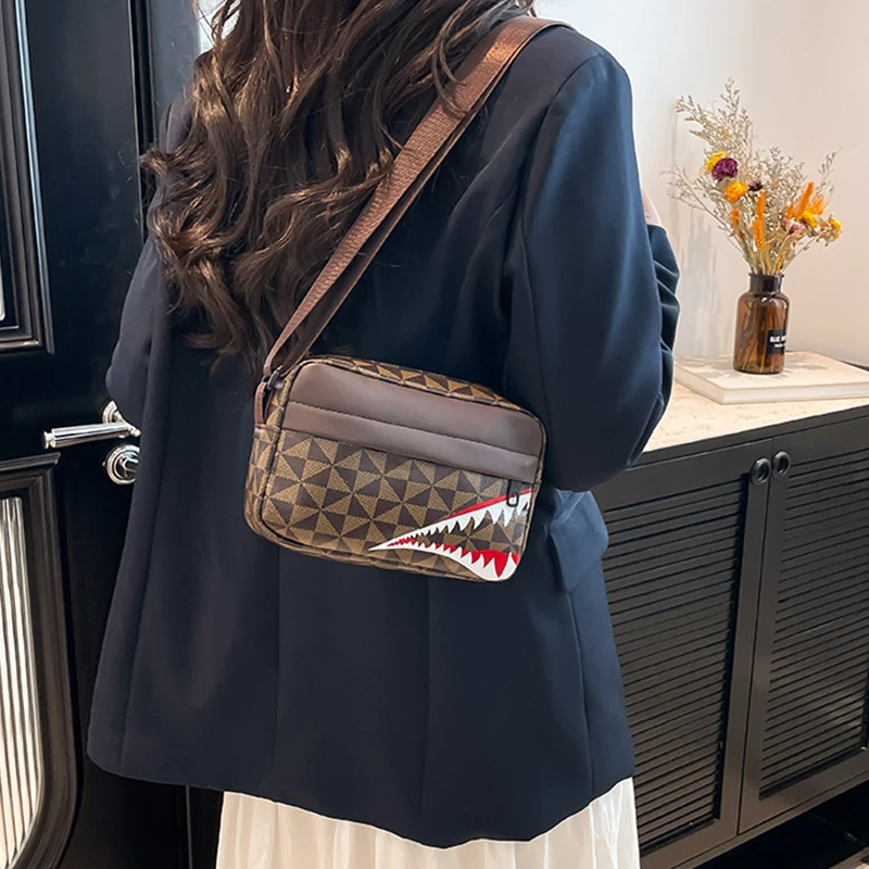 Shark Mouth Crossbody Bag Casual Fashion Coin Purse with Large Capacity