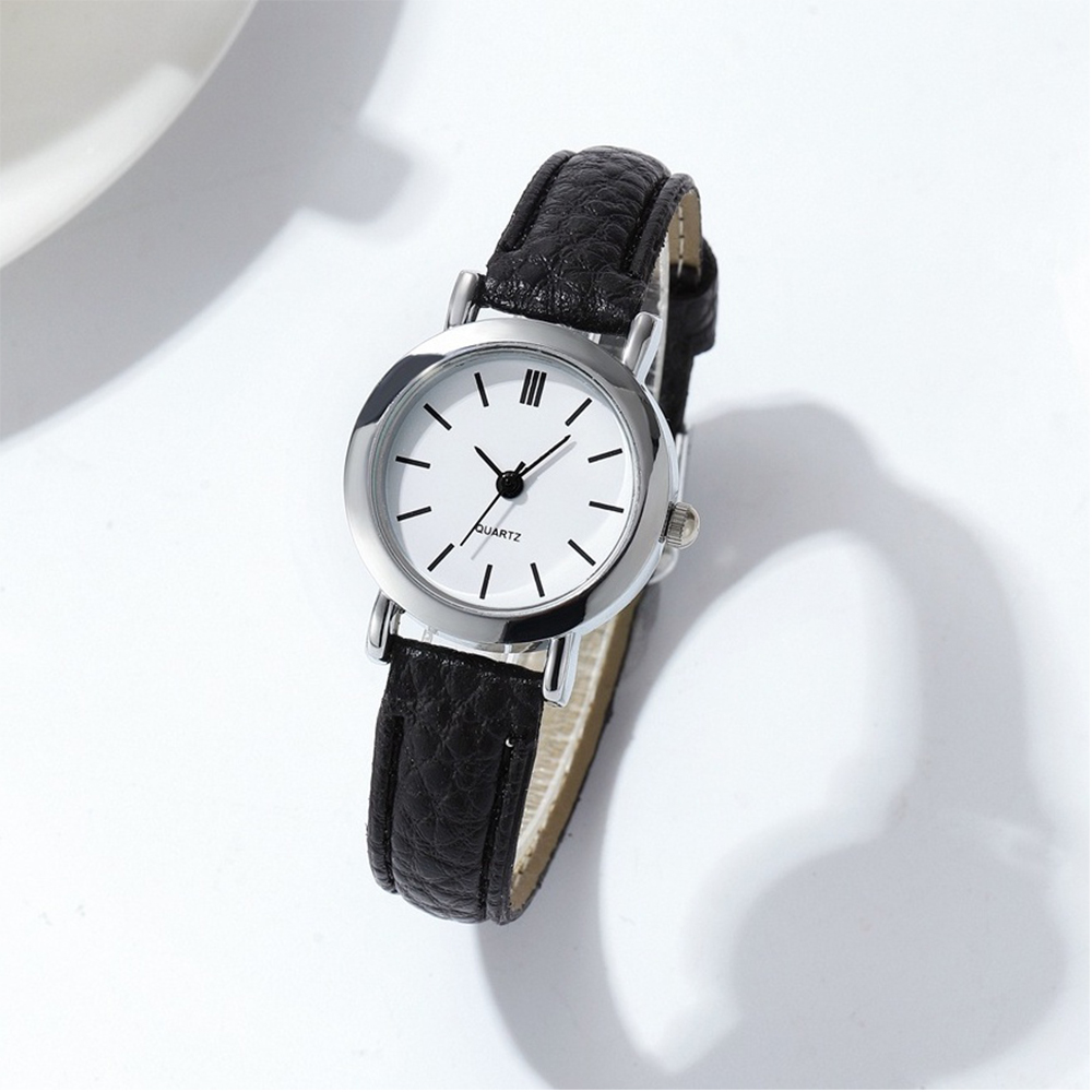Fashionable Small Dial Womens Quartz Watch with Casual Leather Band