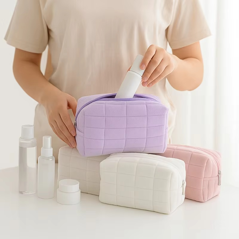 Plush Travel Makeup Bag Soft Cosmetic Organizer Pouch for Women