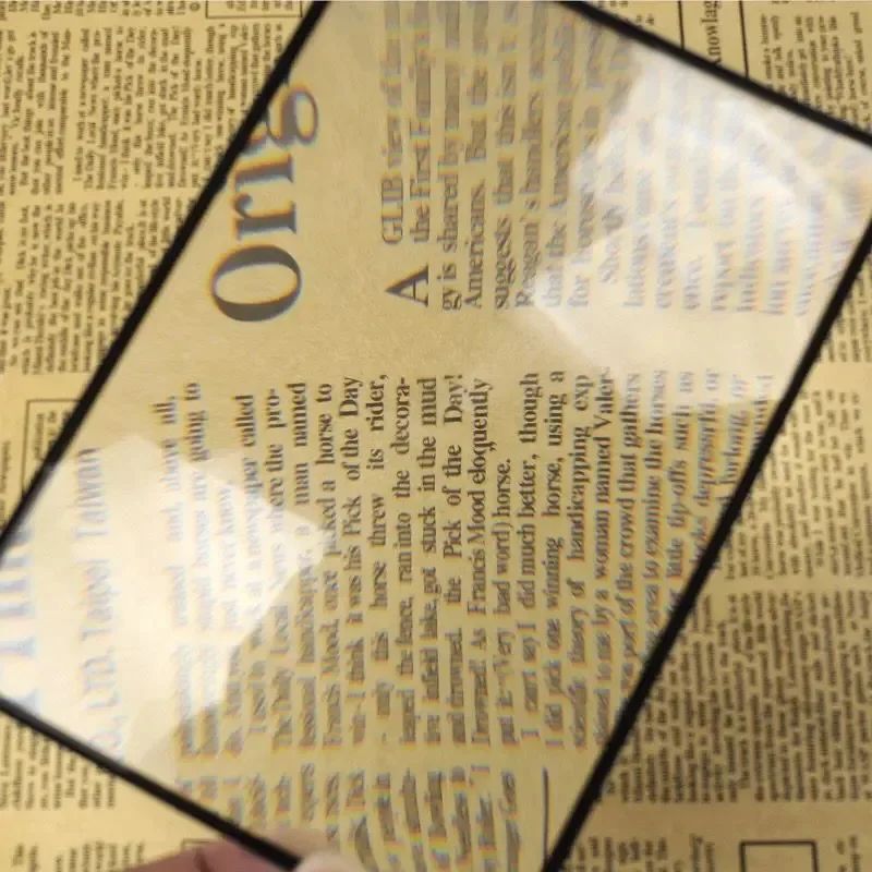 Full-Page Reading Magnifier – Large Sheet Magnifying Glass for Books & Documents
